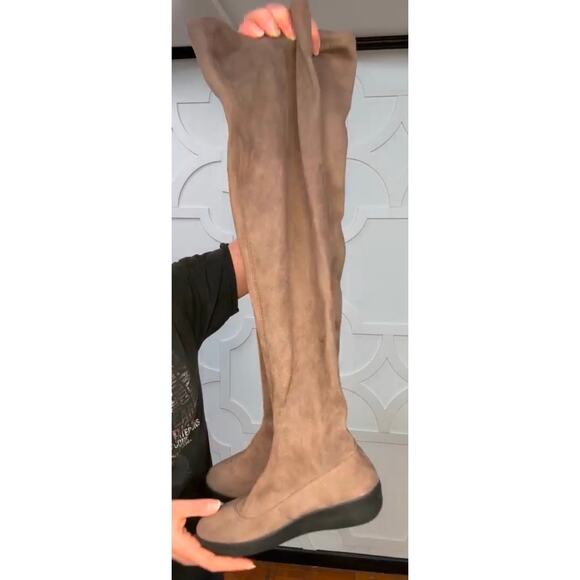 FitFlop Alice Over-The-Knee Sock Boots, Size 6 New with Tag MSRP $238 - Picture 13 of 15